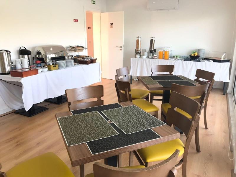 HILLTOP OASIS - Lisbon Lux Oeiras Resorts - Restoran