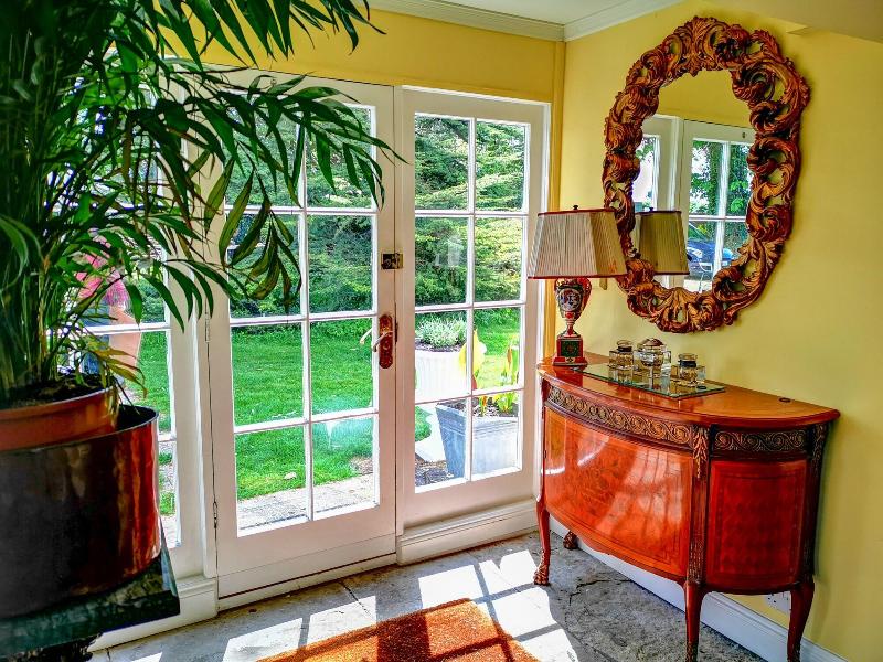 Cedar House Boutique B&B - Lobi