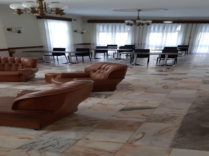 Hotel Vila Esteves - Lobi