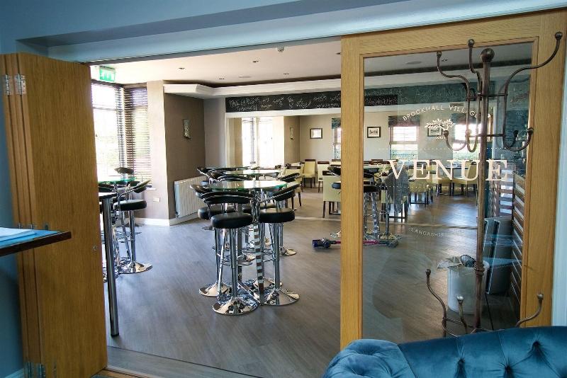 The Avenue Hotel - Restoran