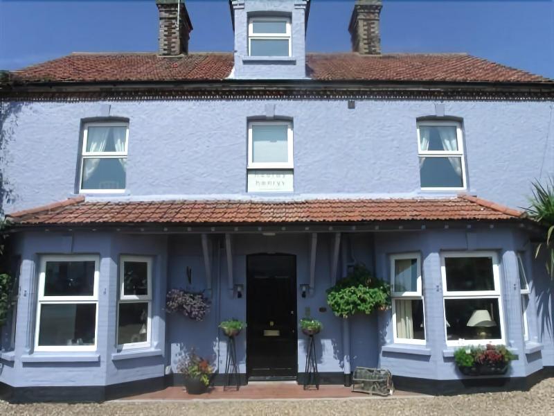 Hooray Henrys Sheringham - Genel