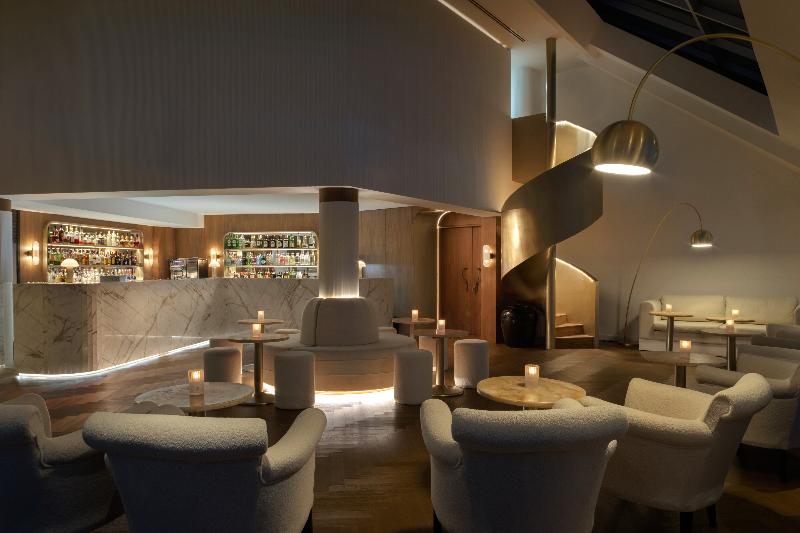 Grecian Park - Bar