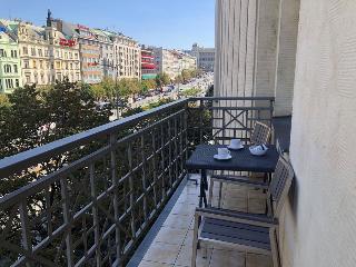 EA ApartHotel Melantrich fotoÄŸrafÄ±