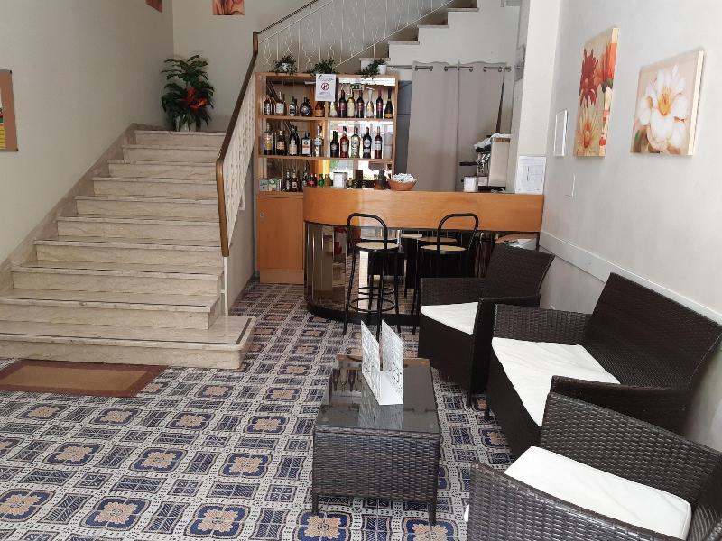 Hotel Mara - Lobi