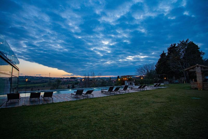 Terra Di Gradara - Genel