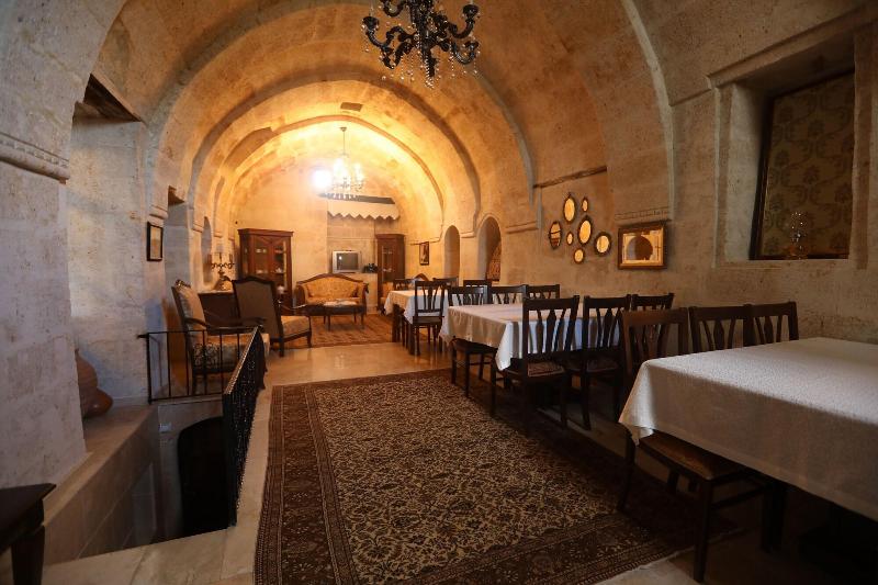 Upper Greek House - Genel