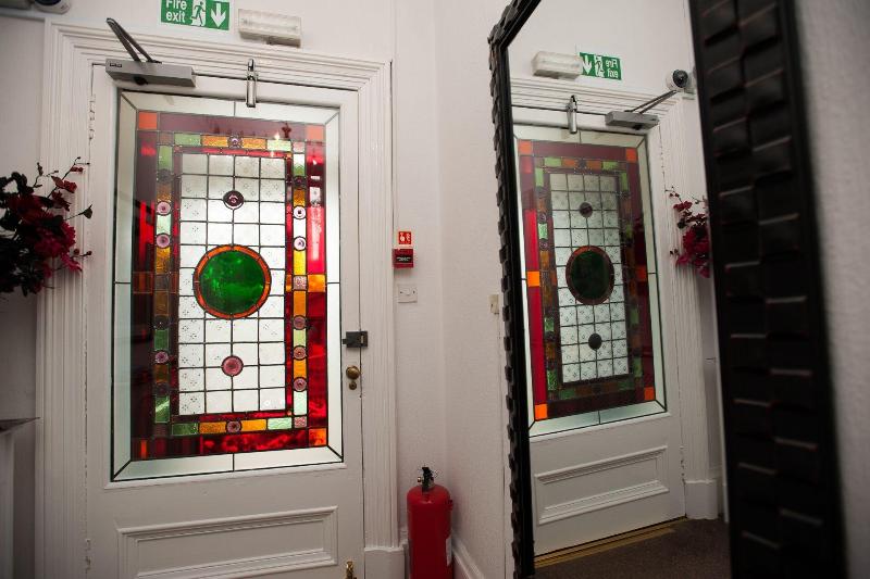 Dean Park Guest House - Lobi