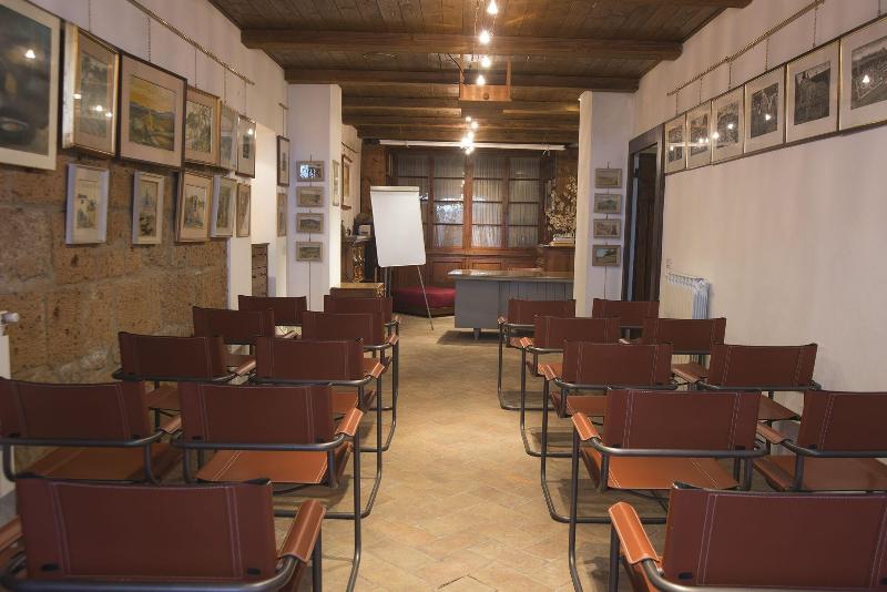 Castello Di Proceno Albergo Diffuso - Toplantı