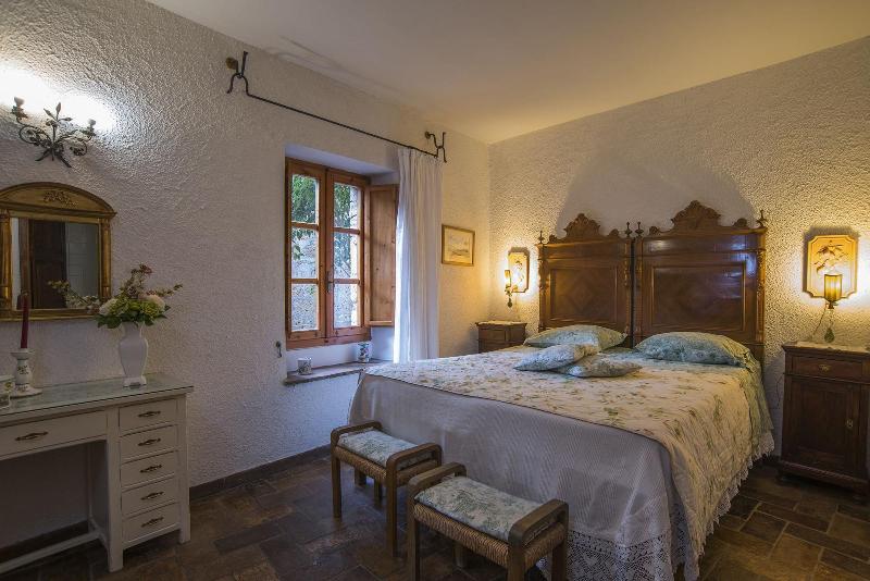 Castello Di Proceno Albergo Diffuso - Oda