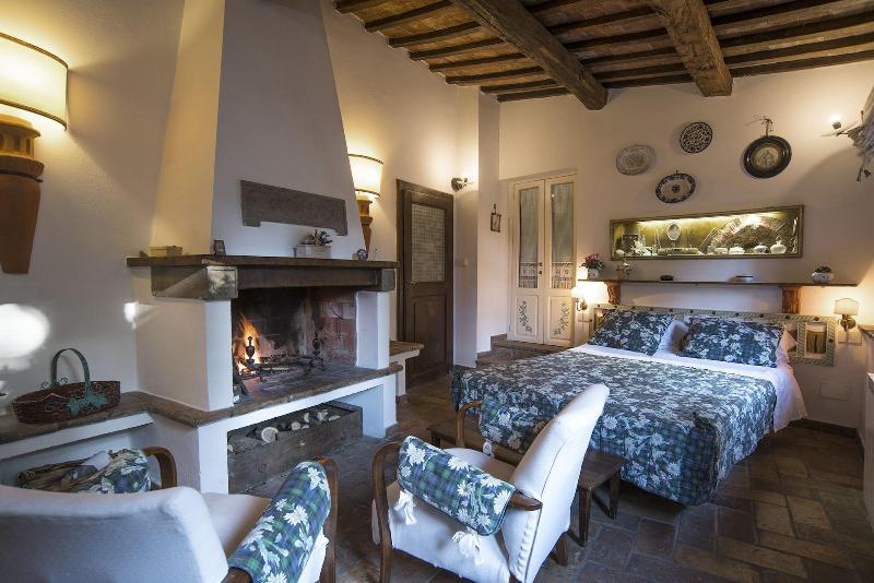 Castello Di Proceno Albergo Diffuso - Oda