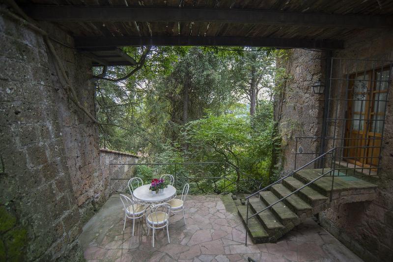 Castello Di Proceno Albergo Diffuso - Oda