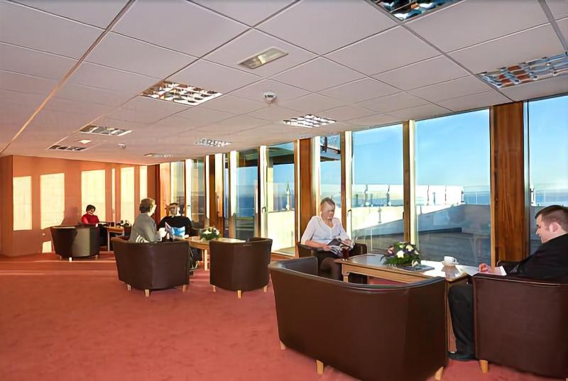 The Bay Hotel - Bar