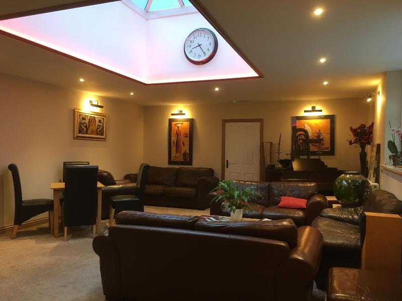 The Waterwheel Inn - Bar