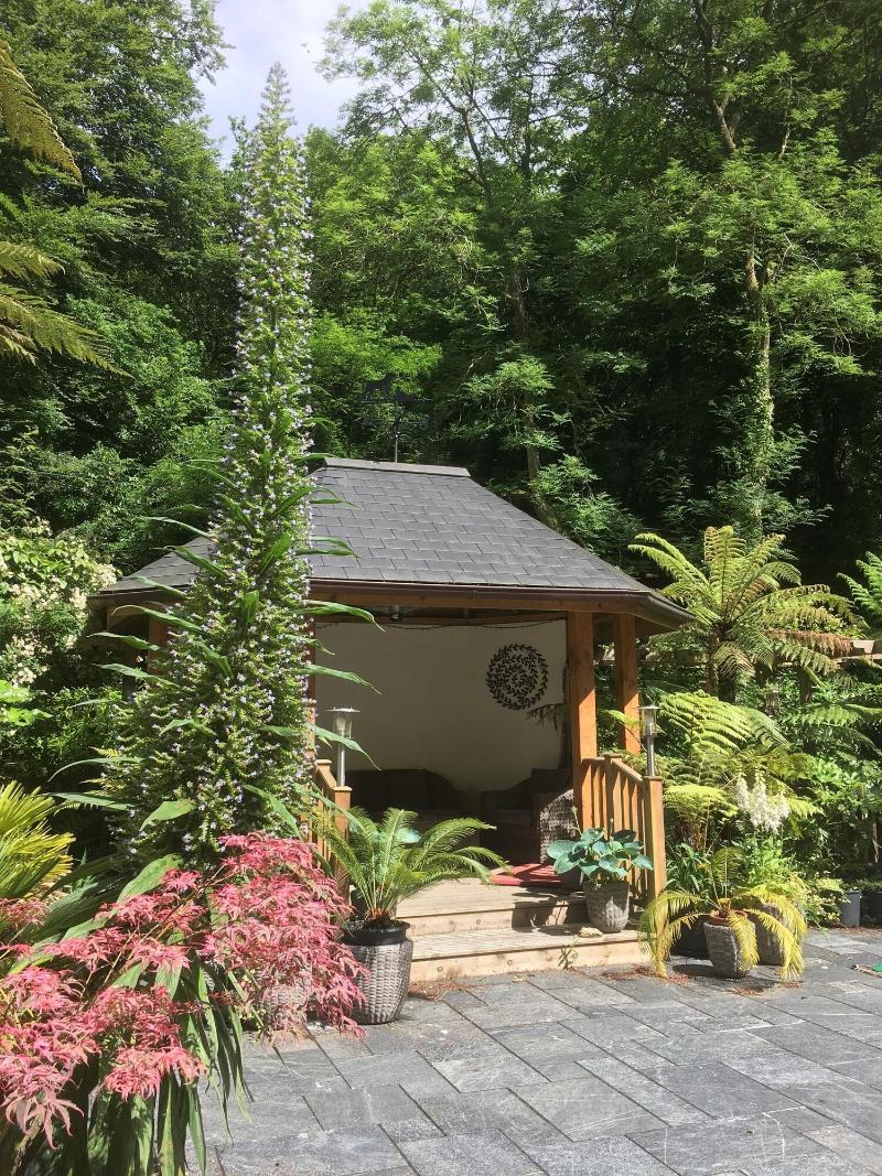 The Waterwheel Inn - Teras