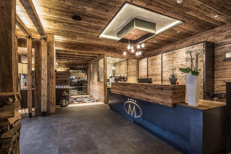 Hotel Marmolada - Lobi
