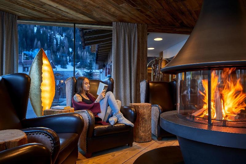 Hotel Marmolada - Lobi