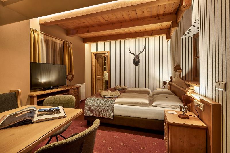 Hotel Marmolada - Oda