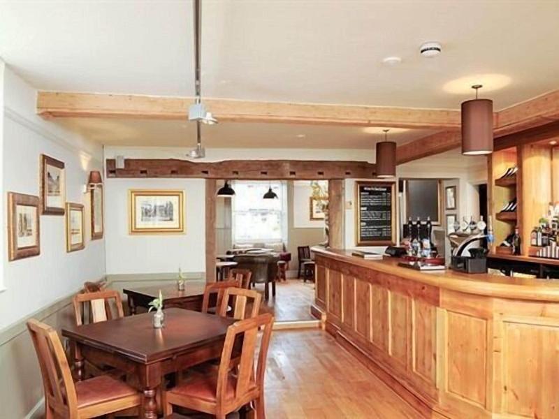 The Lamb At Angmering - Bar