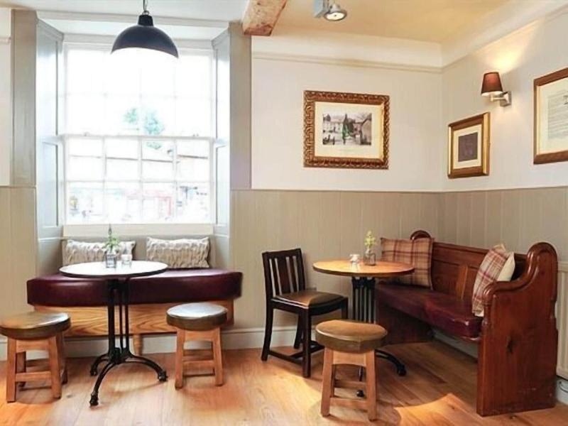 The Lamb At Angmering - Bar