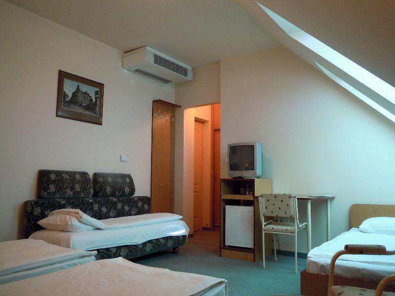 Platan Hotel - Oda