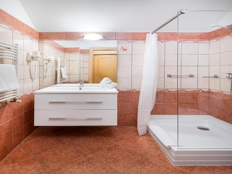 Platan Hotel - Oda