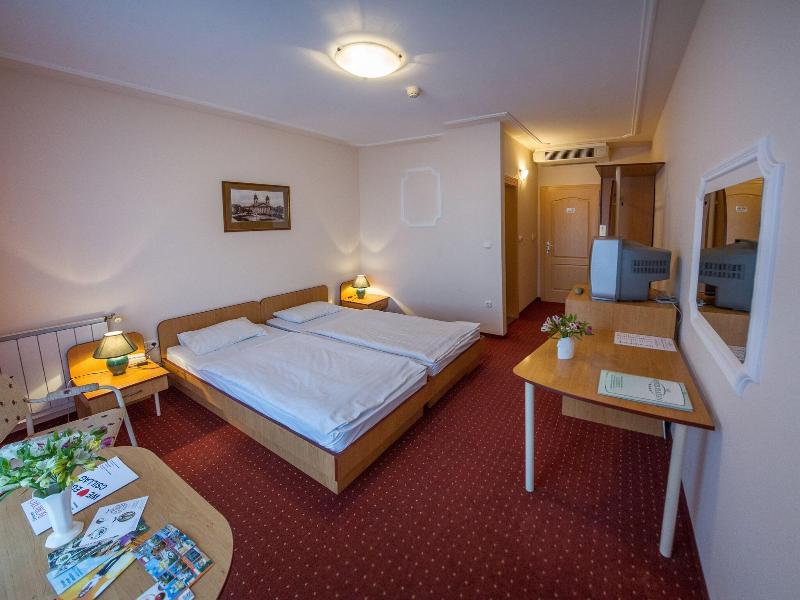 Platan Hotel - Oda