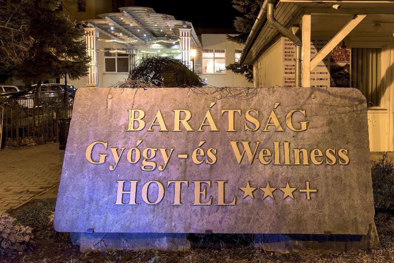 Hotel Barátság Hajdúszoboszló Superior - Genel