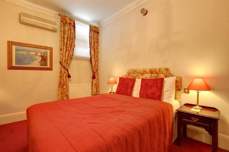 The Gainsborough Hotel - Oda