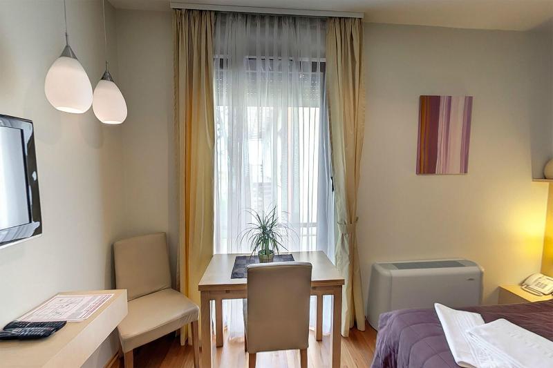 Royal Mediterran Hotel - Oda