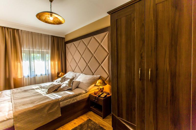 Komló Hotel Gyula - Oda