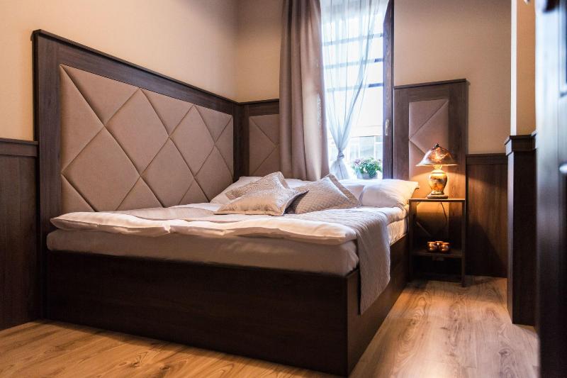 Komló Hotel Gyula - Oda