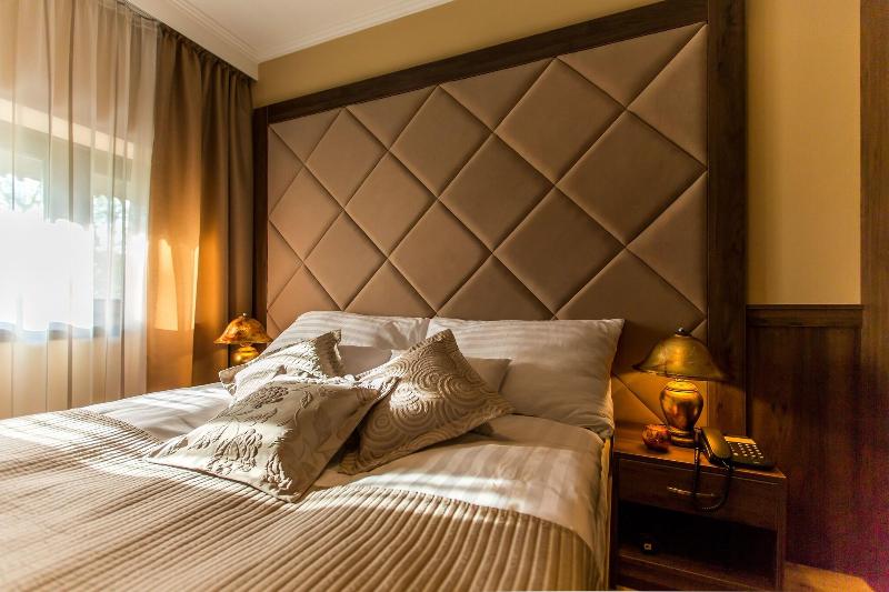 Komló Hotel Gyula - Oda