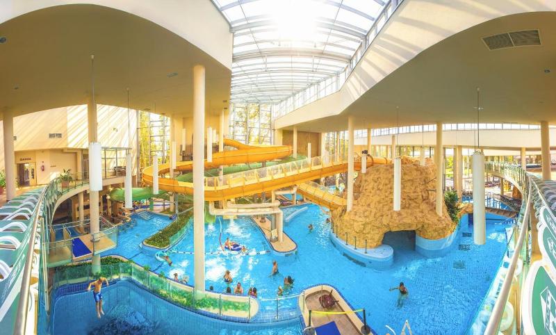 Komló Hotel Gyula - Havuz