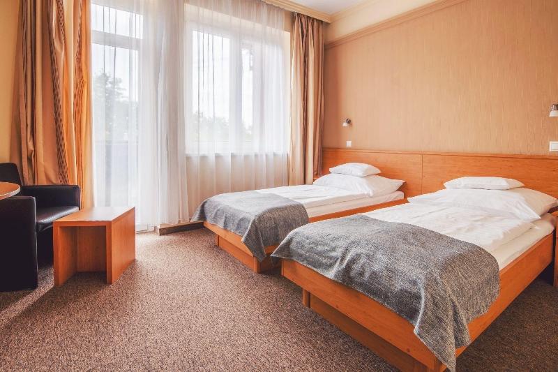 Granada Konferencia Wellness Sport Hotel - Oda