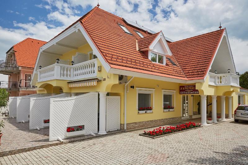 Gold Haus Panzió - Genel