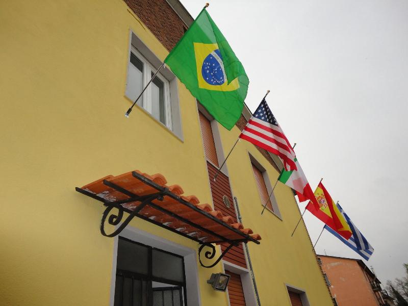 Pavia Ostello - Genel
