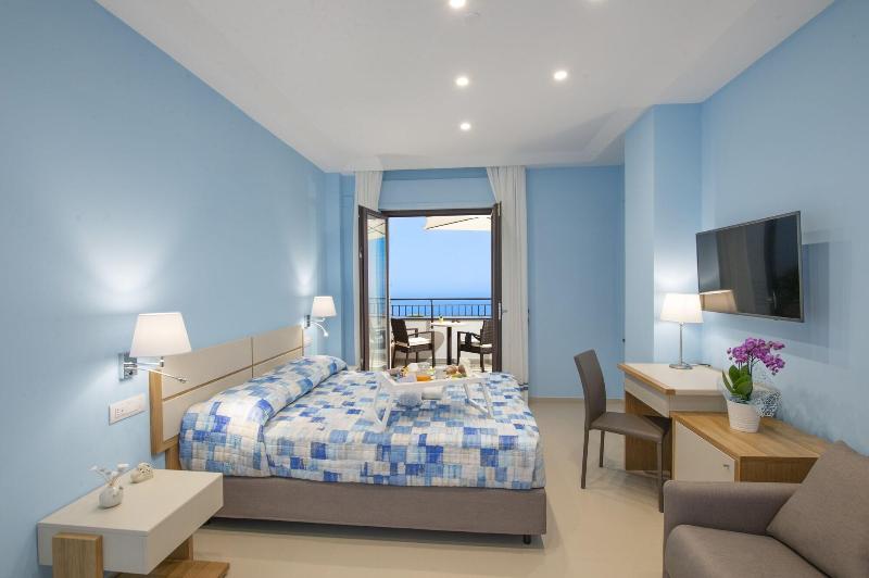 Villa Paradise Resort - Oda