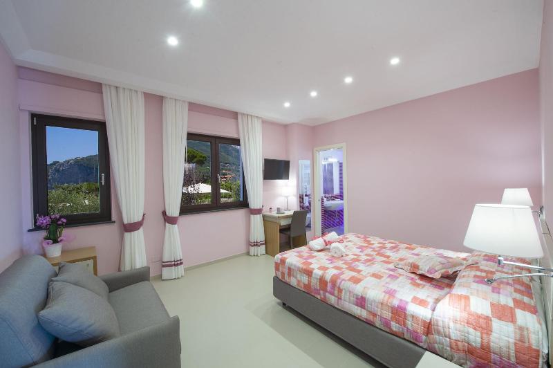 Villa Paradise Resort - Oda