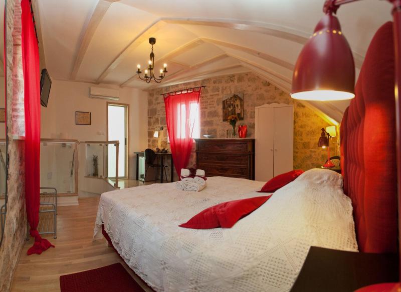 Vila Baguc - Genel