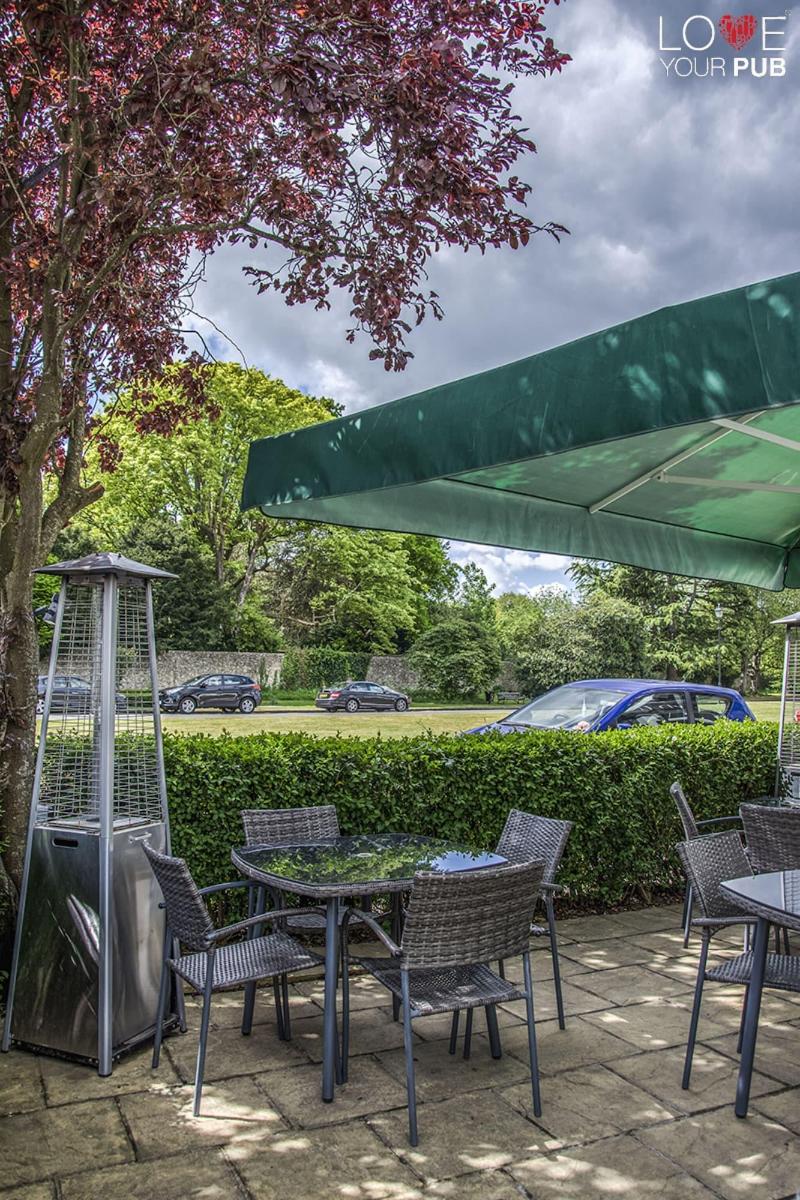 Robin Hood Inn - Genel