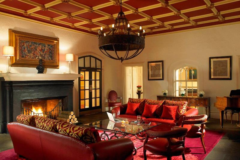 Delta Hotels by Marriott St. Pierre Country Club - Lobi