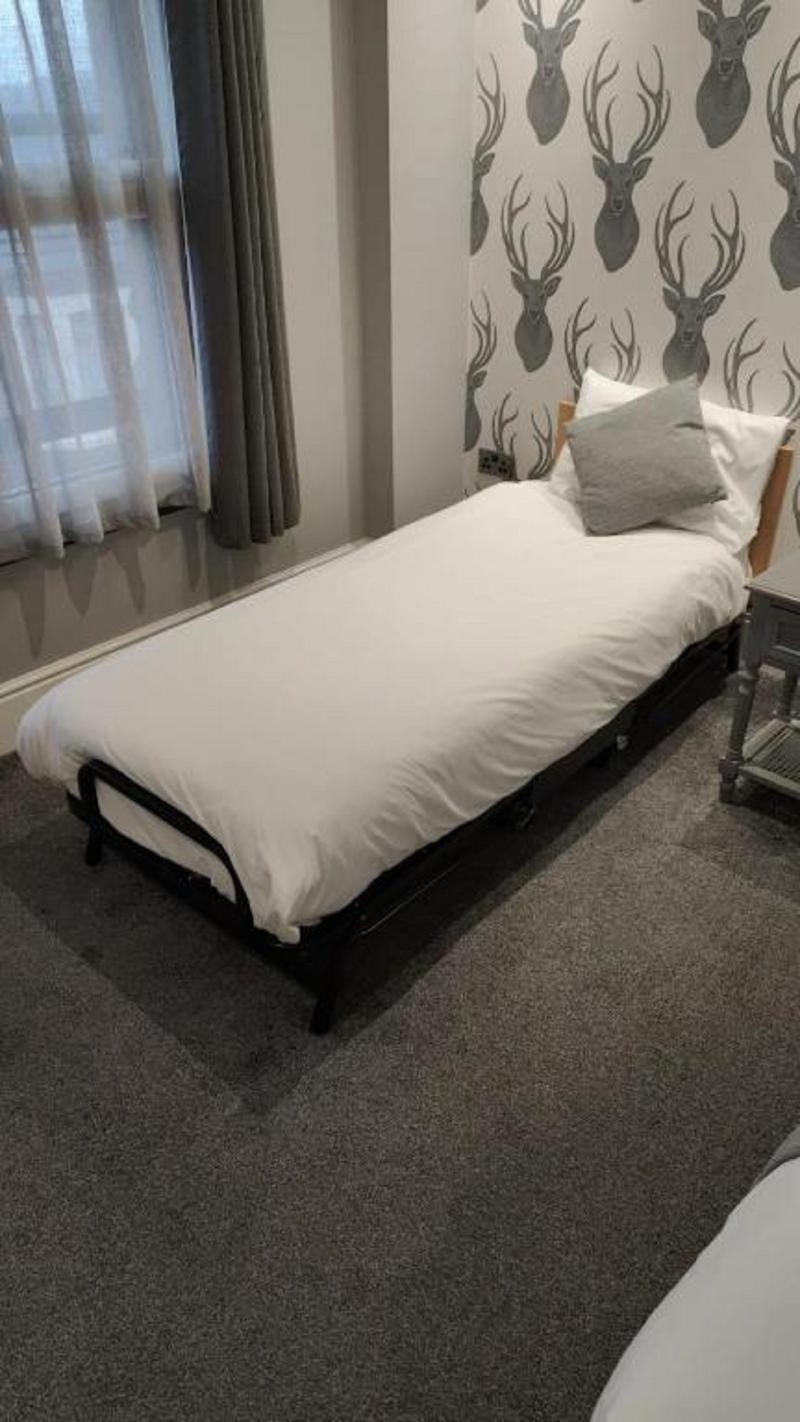 The Glebe Hotel - Oda