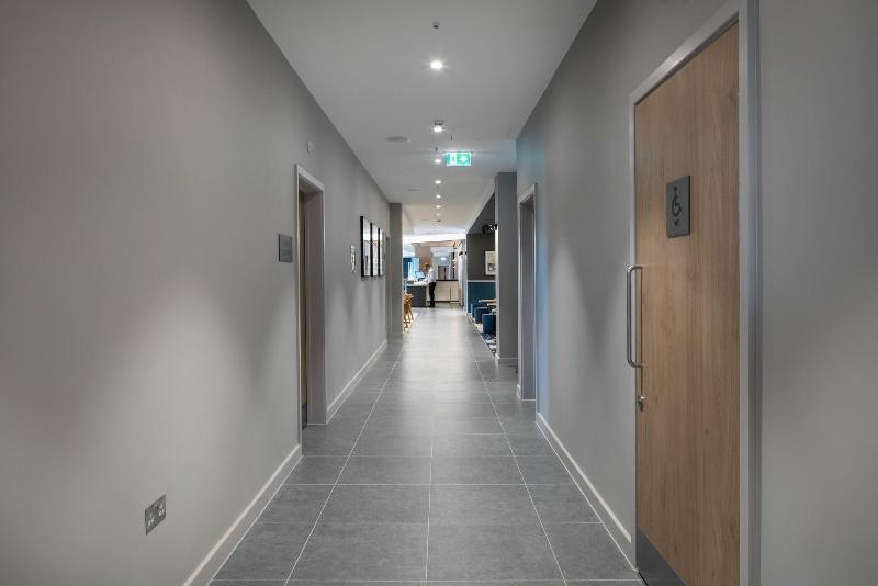 Courtyard By Marriott Keele Staffordshire - Lobi