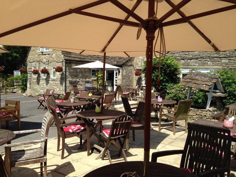 The Tollgate Inn - Teras