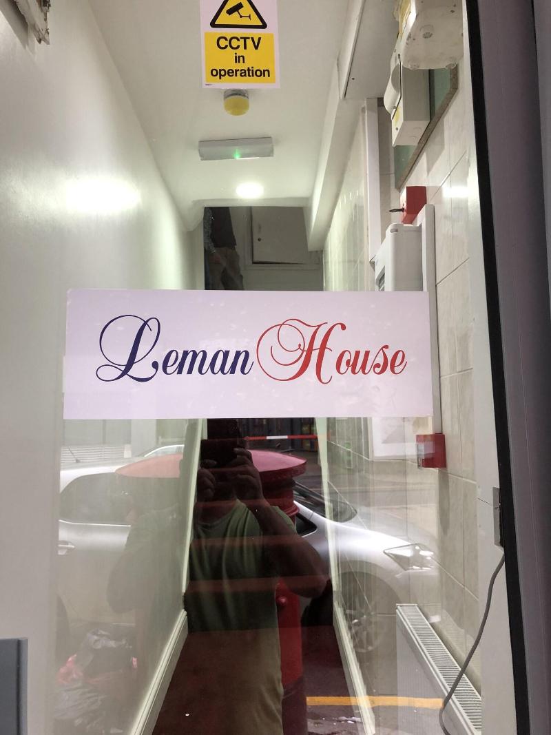 Leman House - Genel