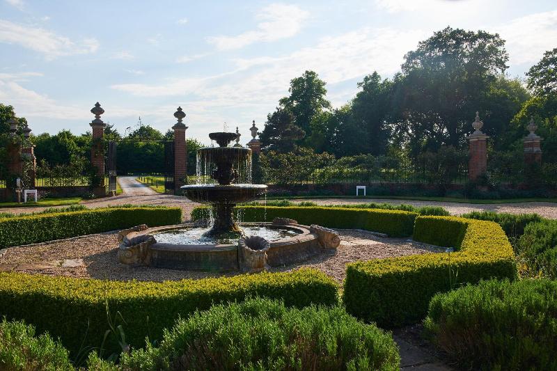 Champneys Henlow - Genel