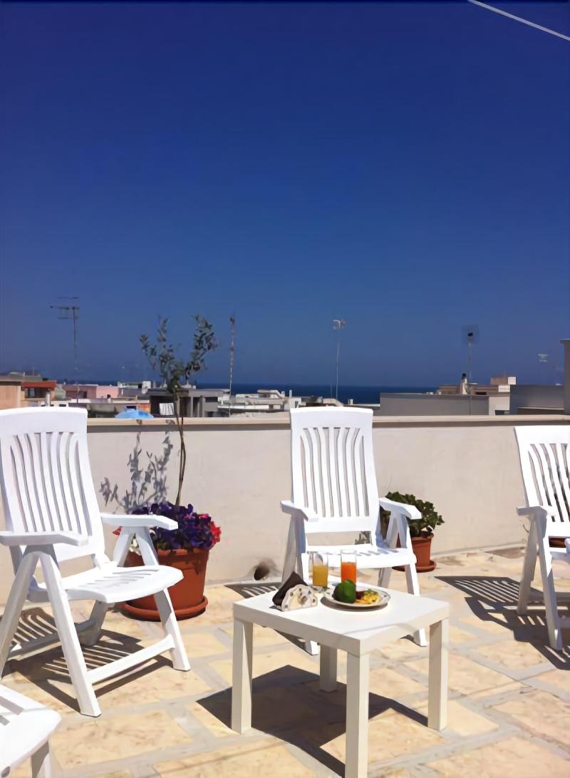 B&B Dimora Delle Rondini - Teras