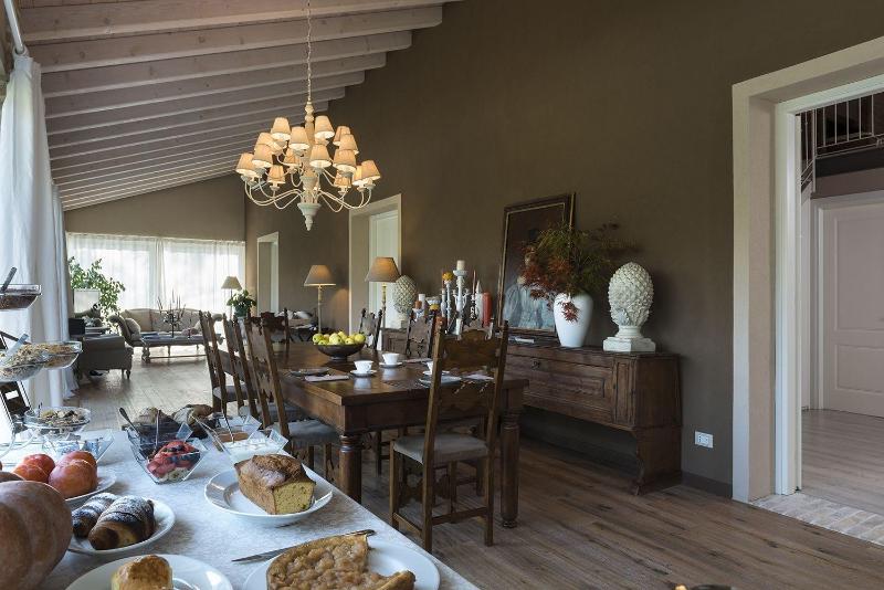 A Casa di Delia - Charming House - Restoran