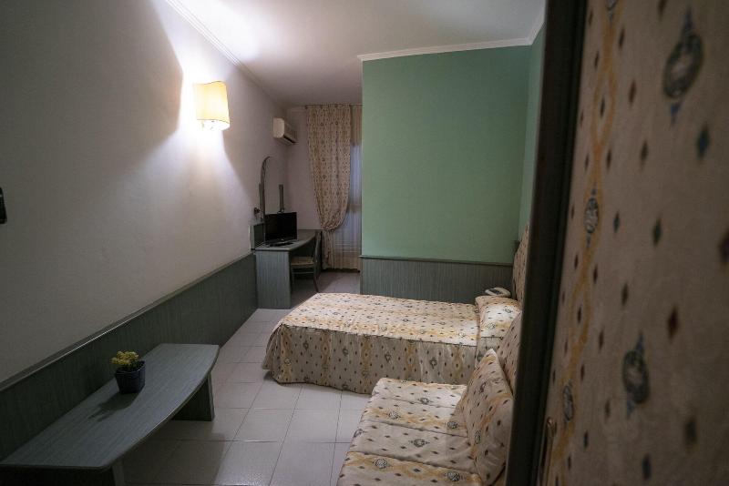 Kristall Palace Hotel - Oda