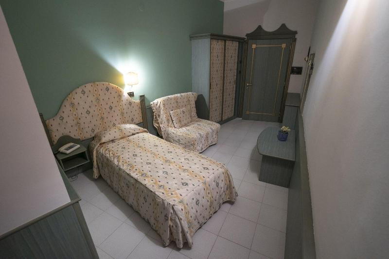 Kristall Palace Hotel - Oda